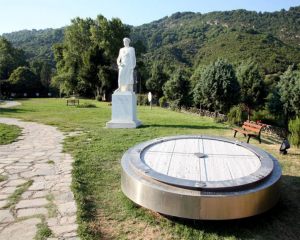 Aristotle-clock-1024x816